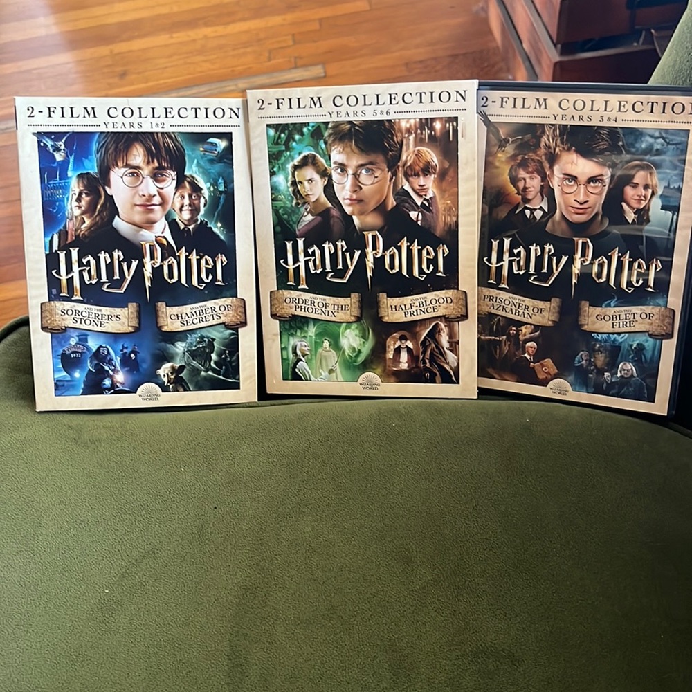 Harry Potter’s 2-film collection Years 1-6 DVD.